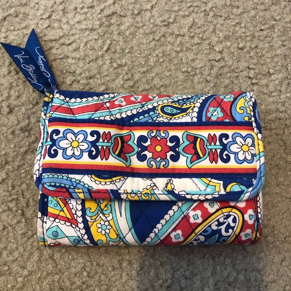Vera Bradley trifold wallet